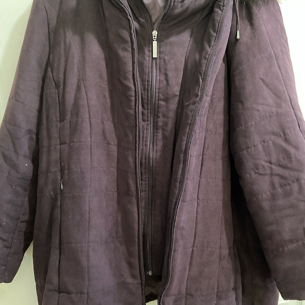Womens Dark Purple quilted double zipper front long coat. - Picture 2 of 7